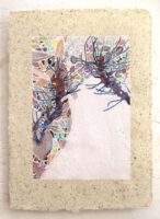 始まりの木（小） | 2022 | 208×150mm | 梅の葉、パルプ、アクリル、色鉛筆、胡粉